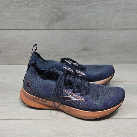 Brooks Levitate Womens Athletic Running Shoes Sneakers Sz 9 - Picture 1 of 11